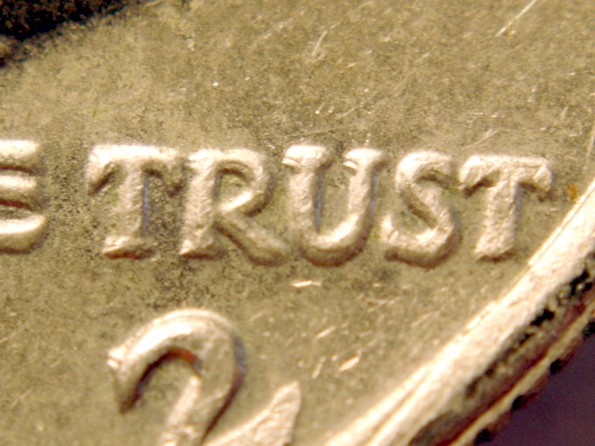1972-P--Coneca1-Do-001-Kennedy-Half-Dollar--3RD-One-Found-!